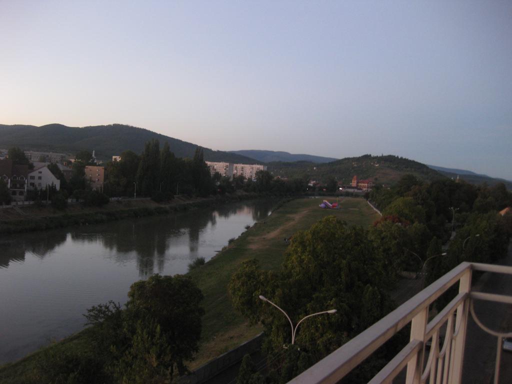 Apartments On Parkaniya 2A Mukaczewo Zewnętrze zdjęcie