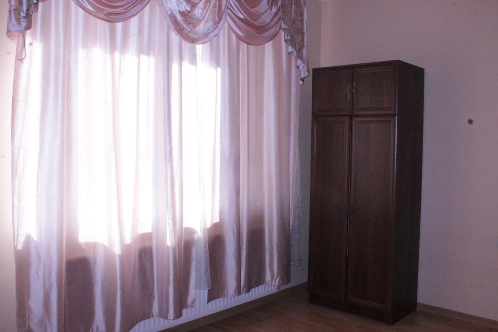 Apartments On Parkaniya 2A Mukaczewo Zewnętrze zdjęcie