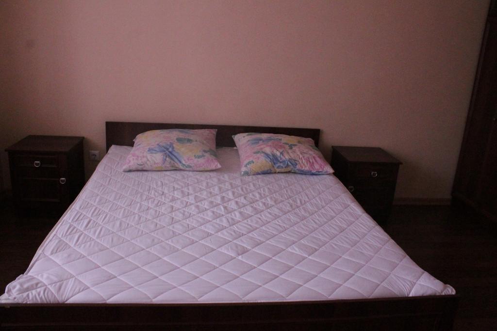 Apartments On Parkaniya 2A Mukaczewo Zewnętrze zdjęcie